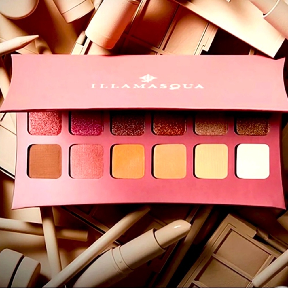 New ILLAMASQUA
Unveiled Artistry Palette - Picture 7 of 15